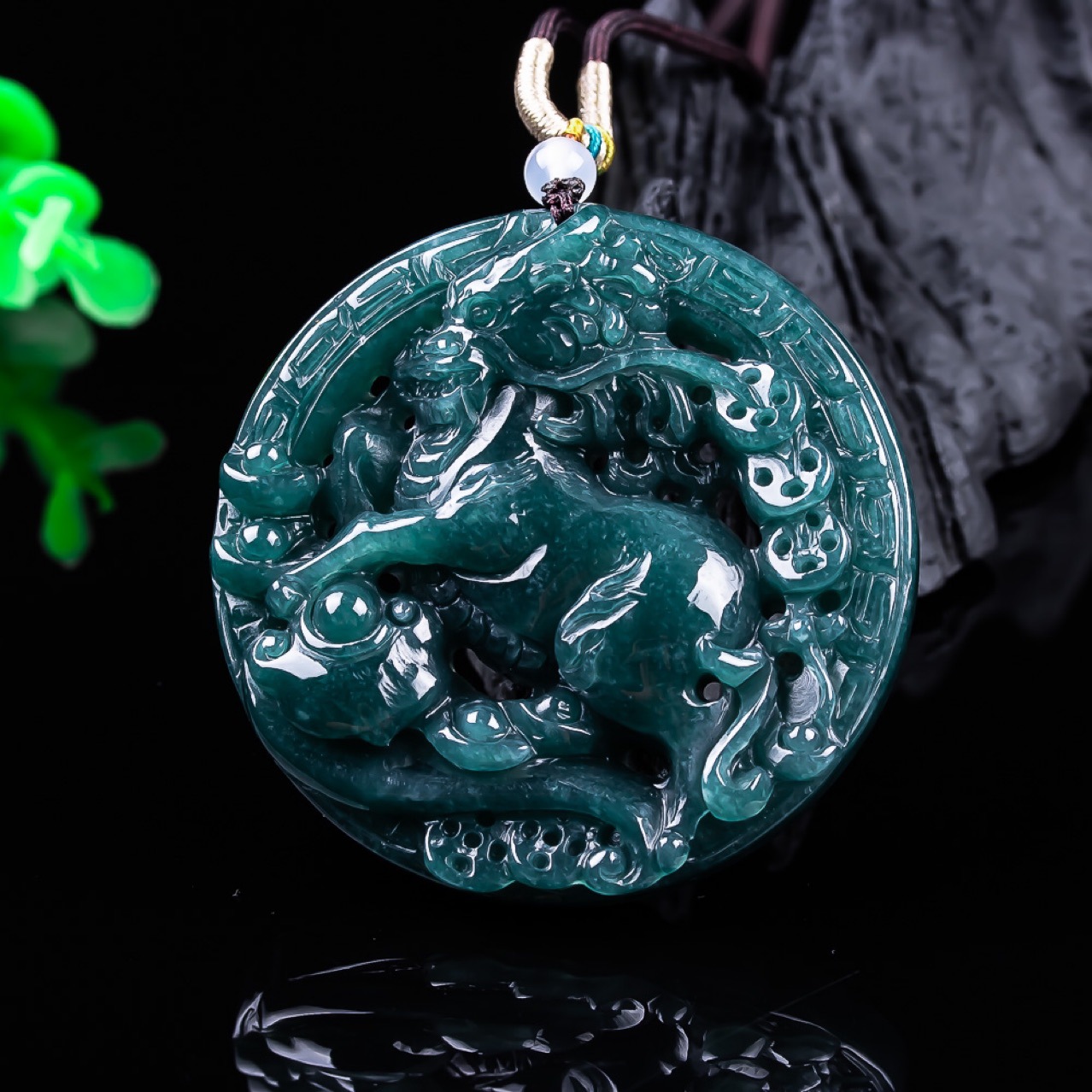 Burmese Jadeite Dragon Pendant - đánh giá và giá Vintage Fashion Luxury