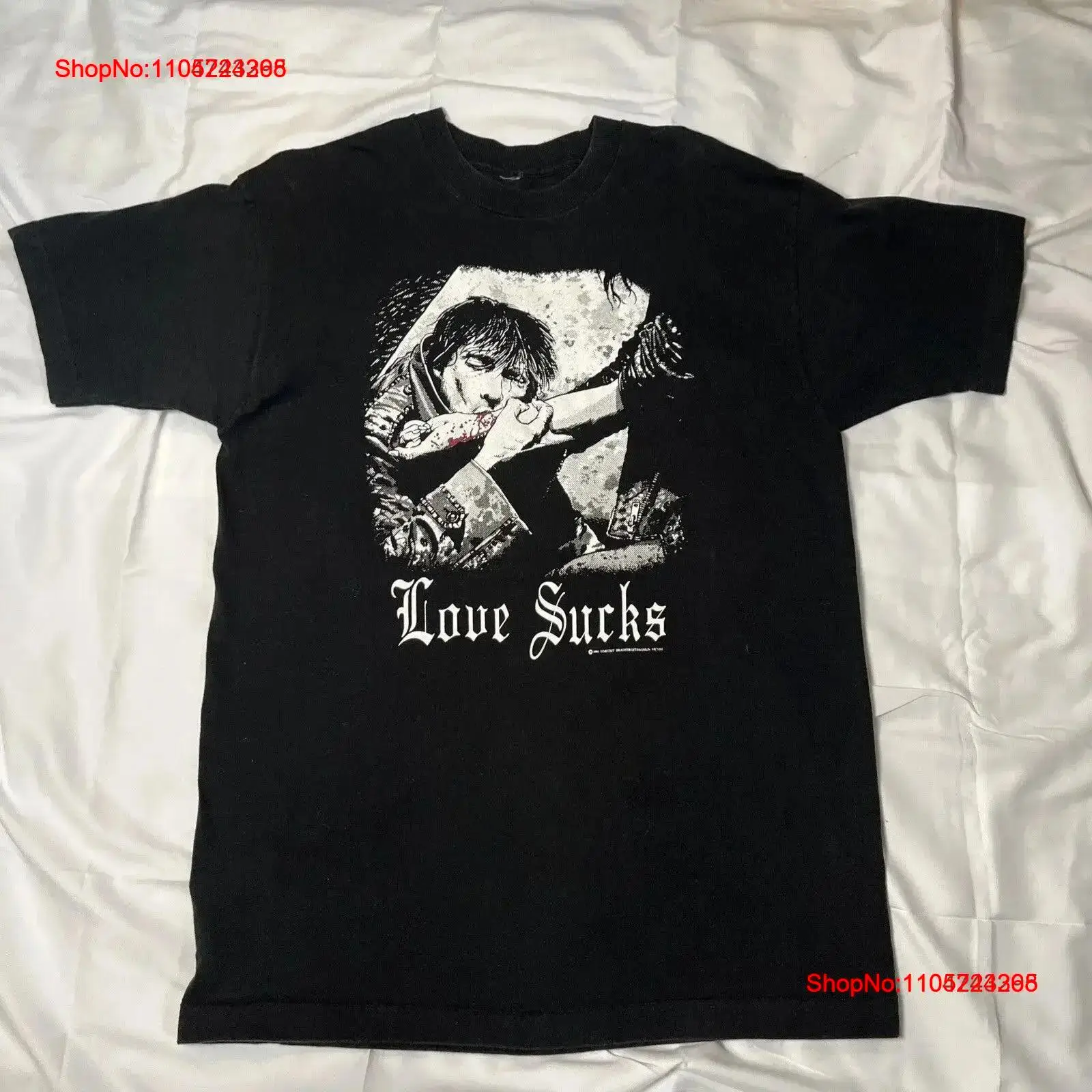 Vintage 90s Love Sucks Vampire - đánh giá và giá Vintage Fashion Victim