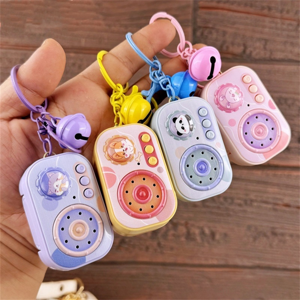 Mini Vintage Recorder Keychain - đánh giá và giá Vintage Fashion Toys