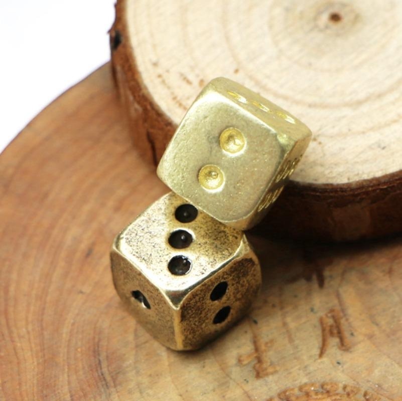 Vintage Brass Dice Home Crafts - đánh giá và giá Vintage Fashion Toys