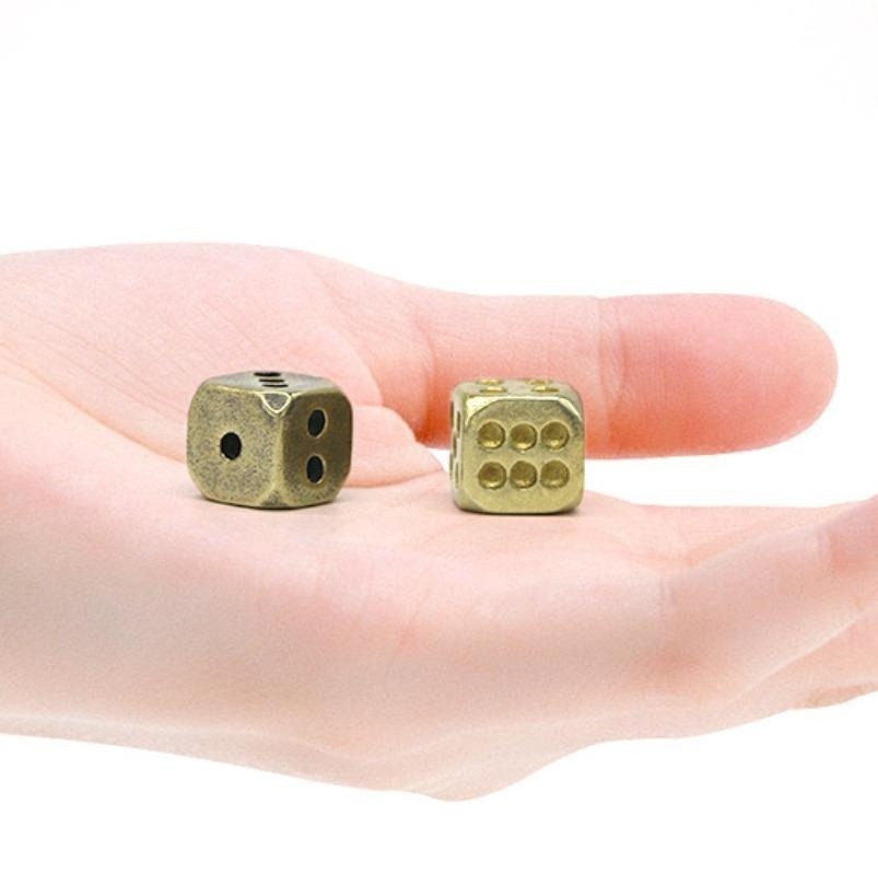 Vintage Brass Dice Home Crafts - đánh giá và giá Vintage Fashion Toys